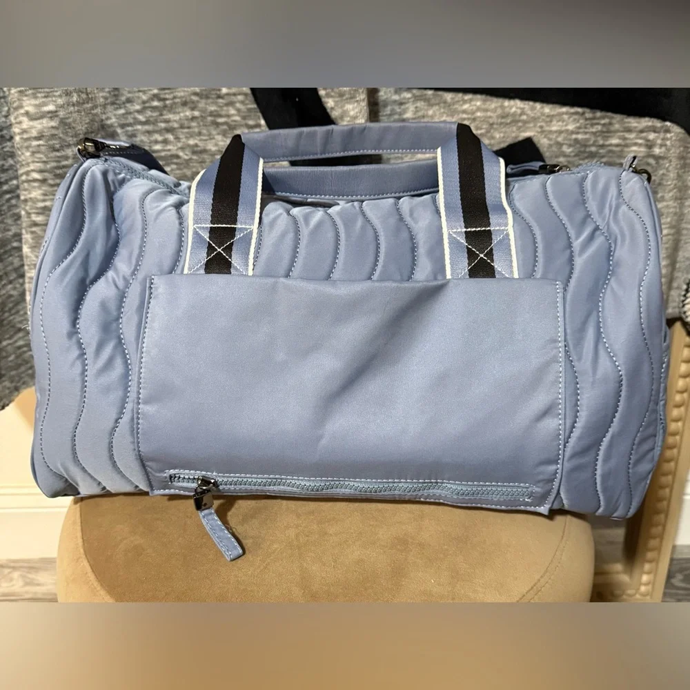 Sincerely Jules weekender Duffle Bag -Cosmetic bag included - Picture 5 of 10